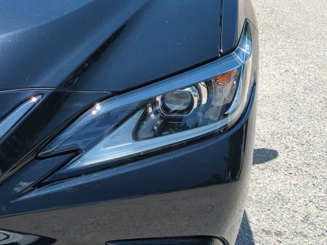 Certified 2023 Lexus ES 350 F Sport w/ Accessory Package (Z1) FWD image 10