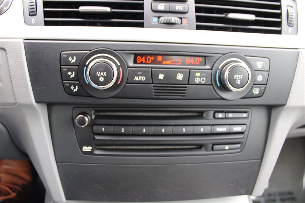 Used 2007 BMW 335i Convertible image 27