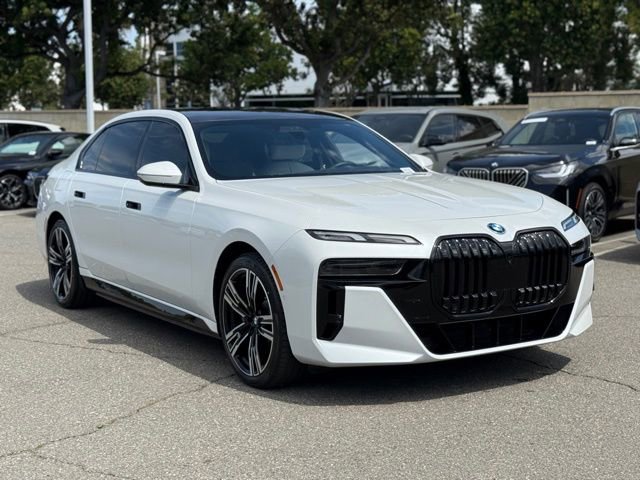 Certified 2024 BMW i7 xDrive60 image 6