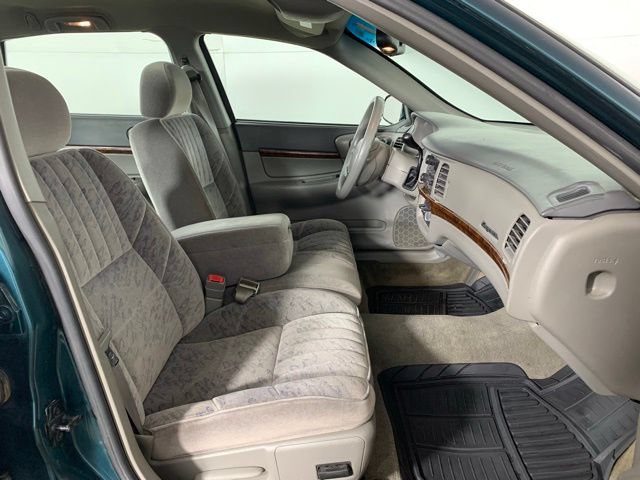 Used 2000 Chevrolet Impala w/ Preferred Equipment Group FWD image 21