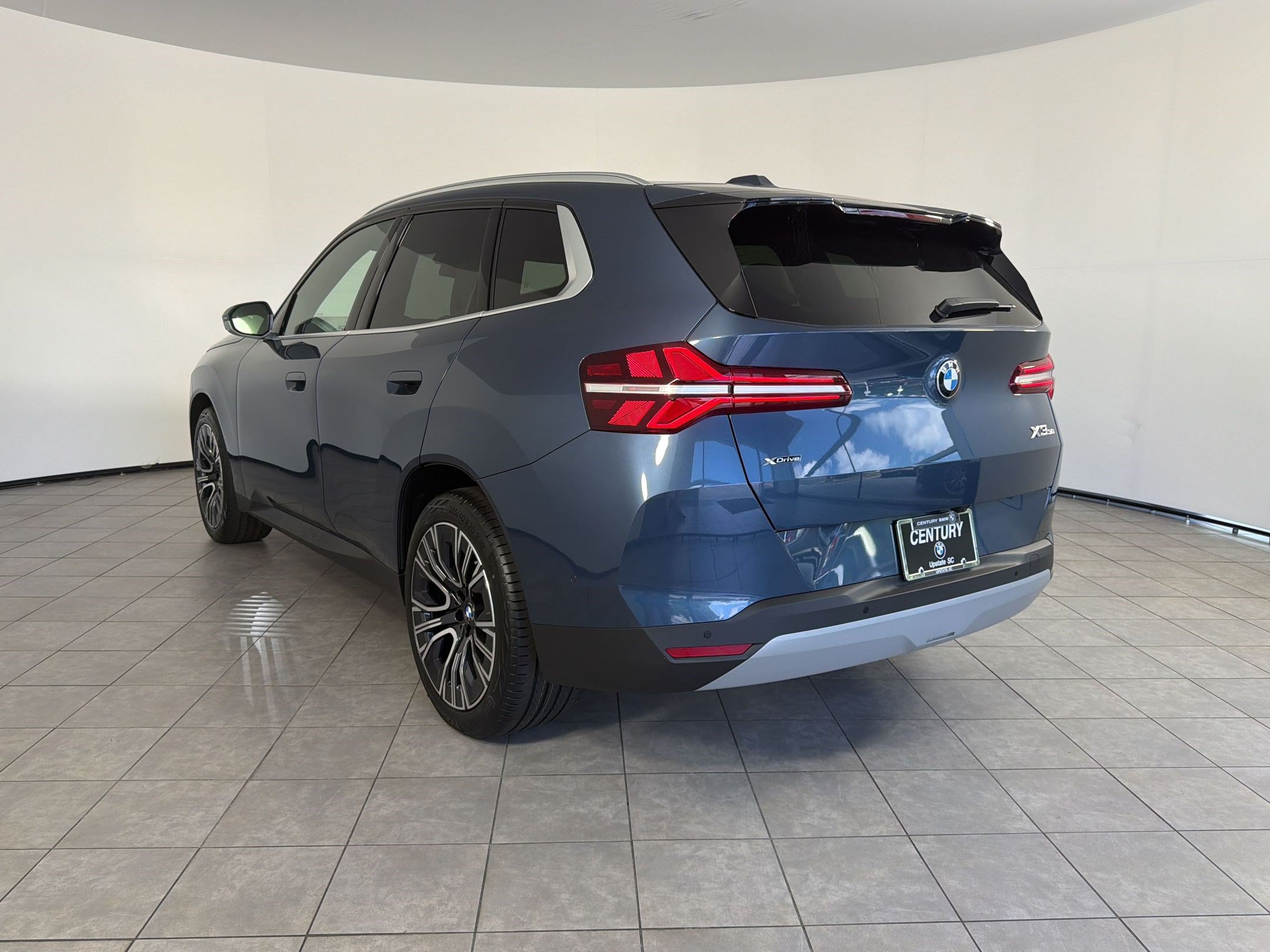 New 2026 BMW X3 xDrive30i w/ Premium Package AWD/4WD image 3