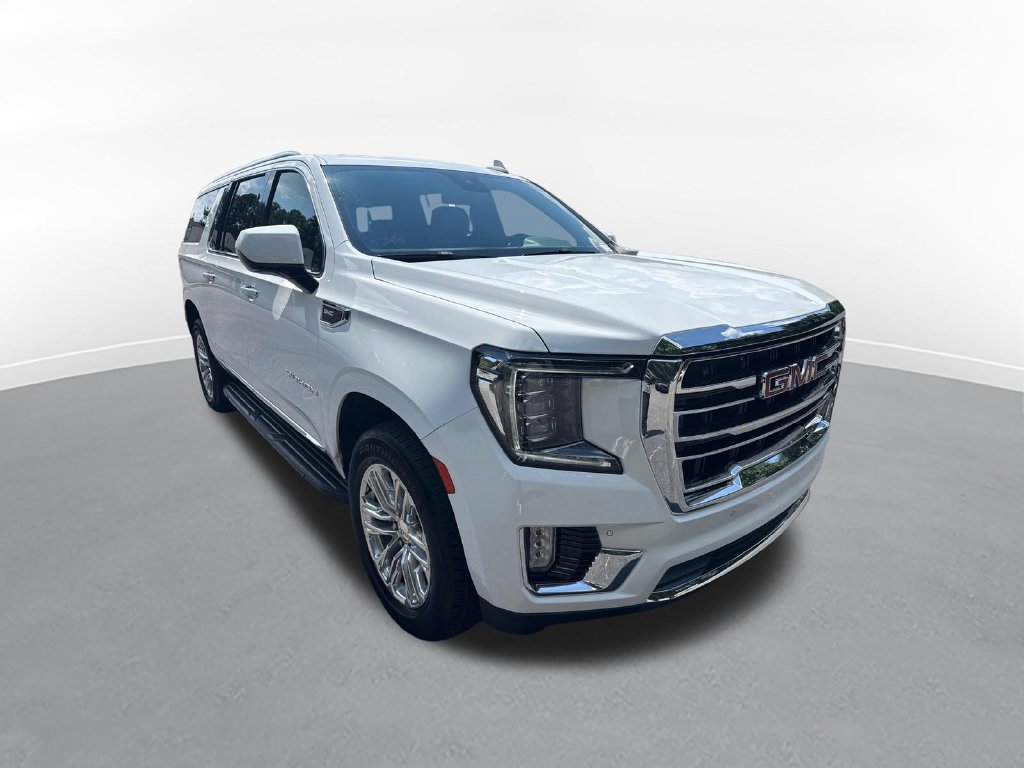 Used 2023 GMC Yukon XL SLT AWD/4WD image 4