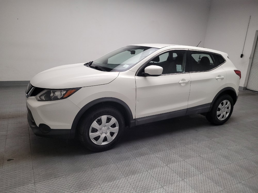 Used 2019 Nissan Rogue Sport S FWD image 2