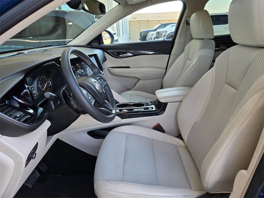 Used 2023 Buick Envision Preferred image 9