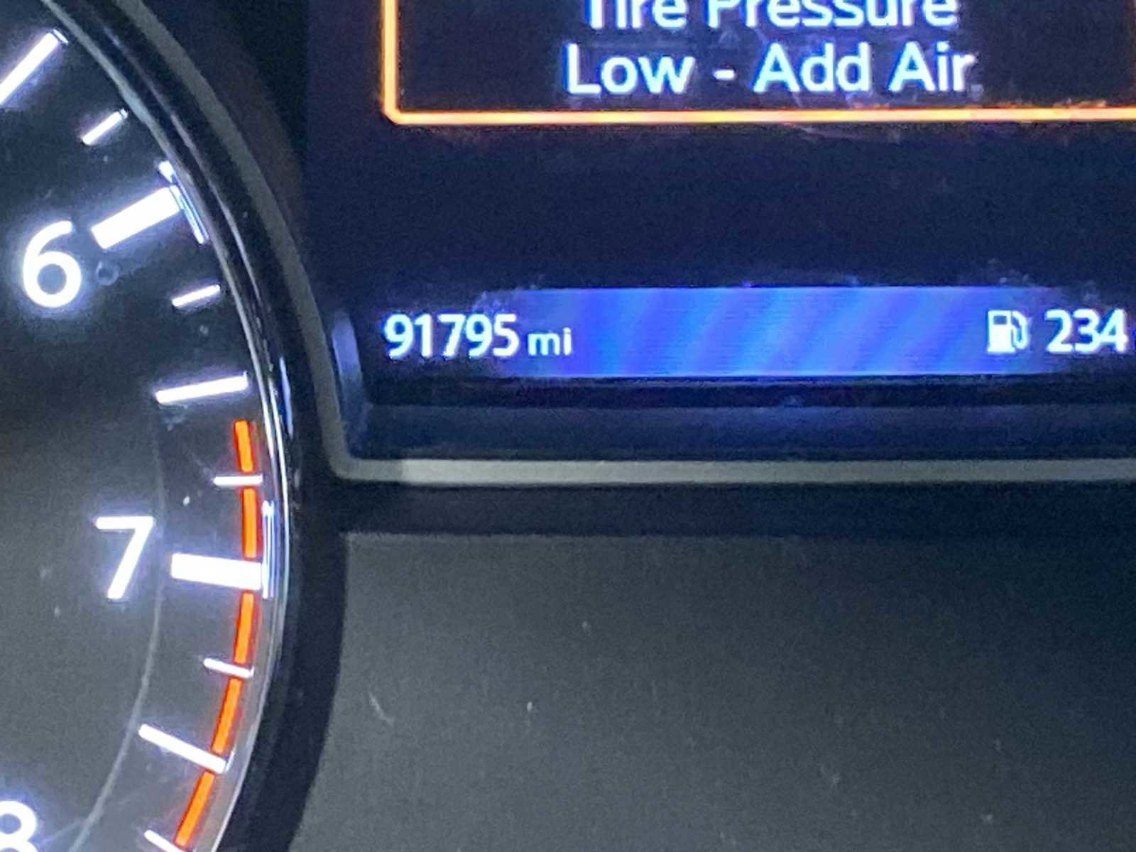 Used 2019 Nissan Pathfinder S AWD/4WD image 18