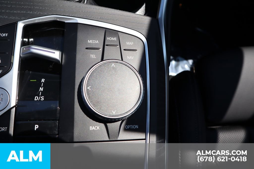 Used 2025 BMW 330i Sedan image 32