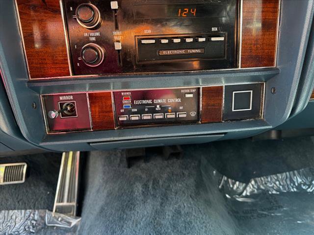 Used 1988 Cadillac Brougham Base image 30
