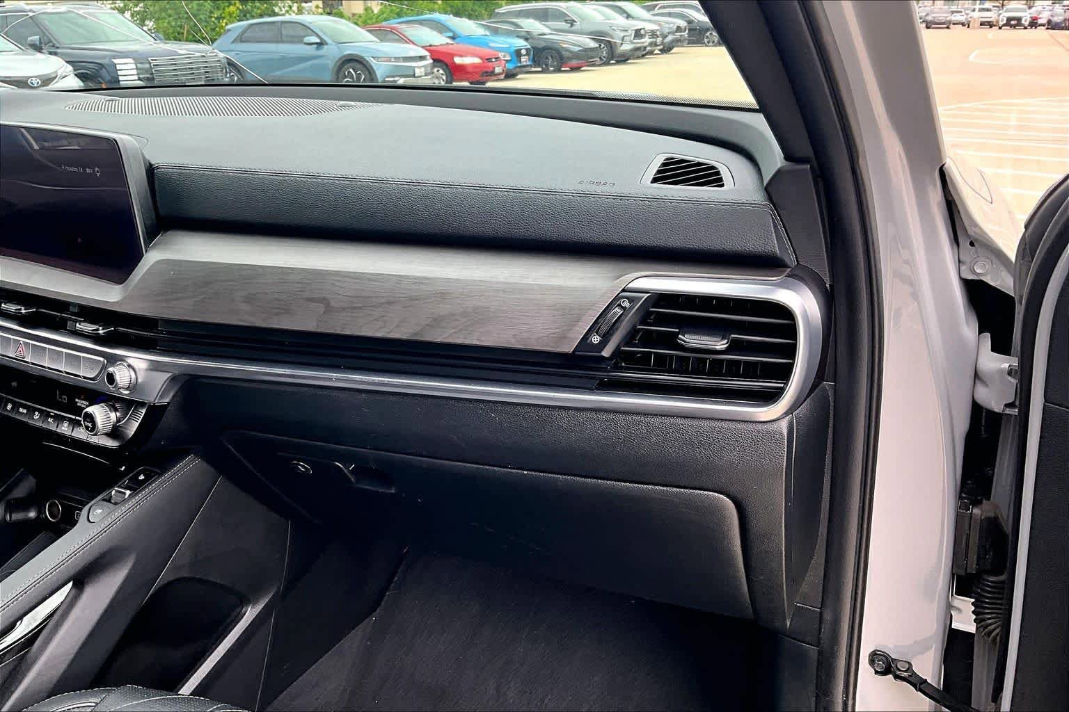 Used 2024 Kia Telluride SX X-Line image 18