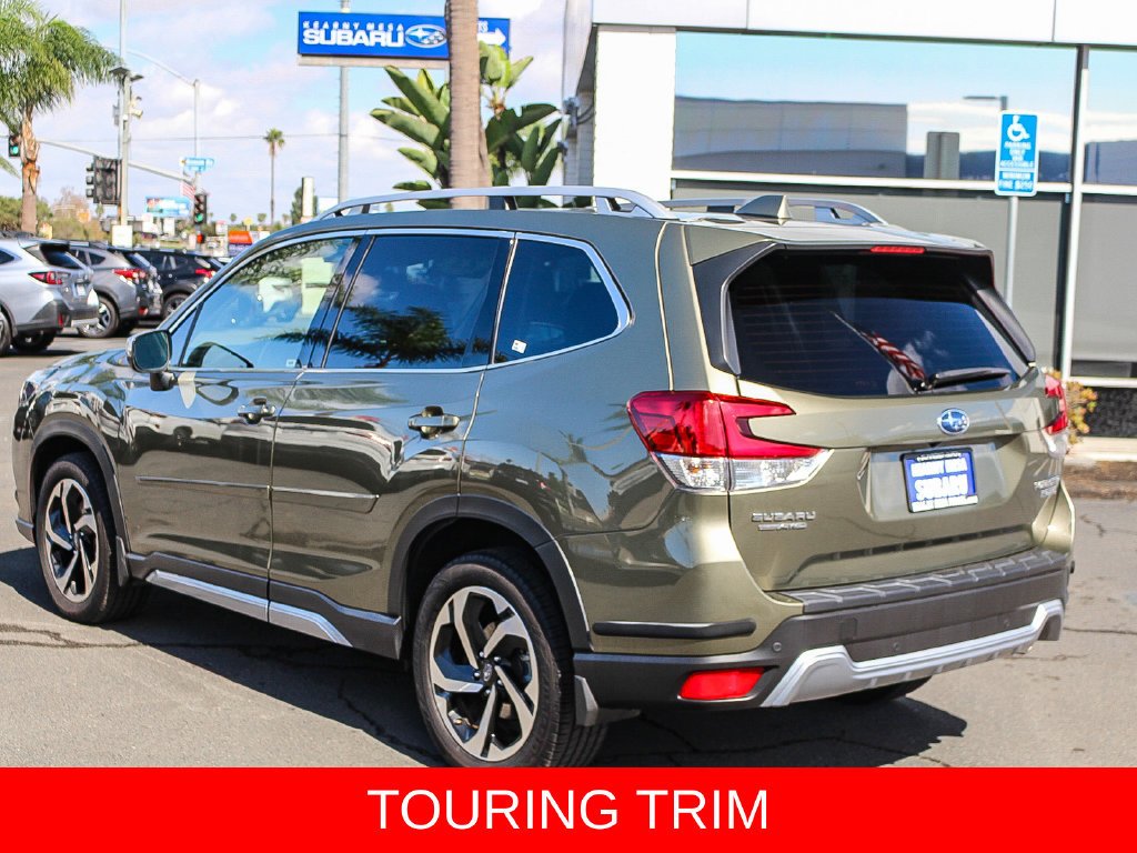 Used 2023 Subaru Forester Touring w/ Popular Package #2 AWD/4WD image 4