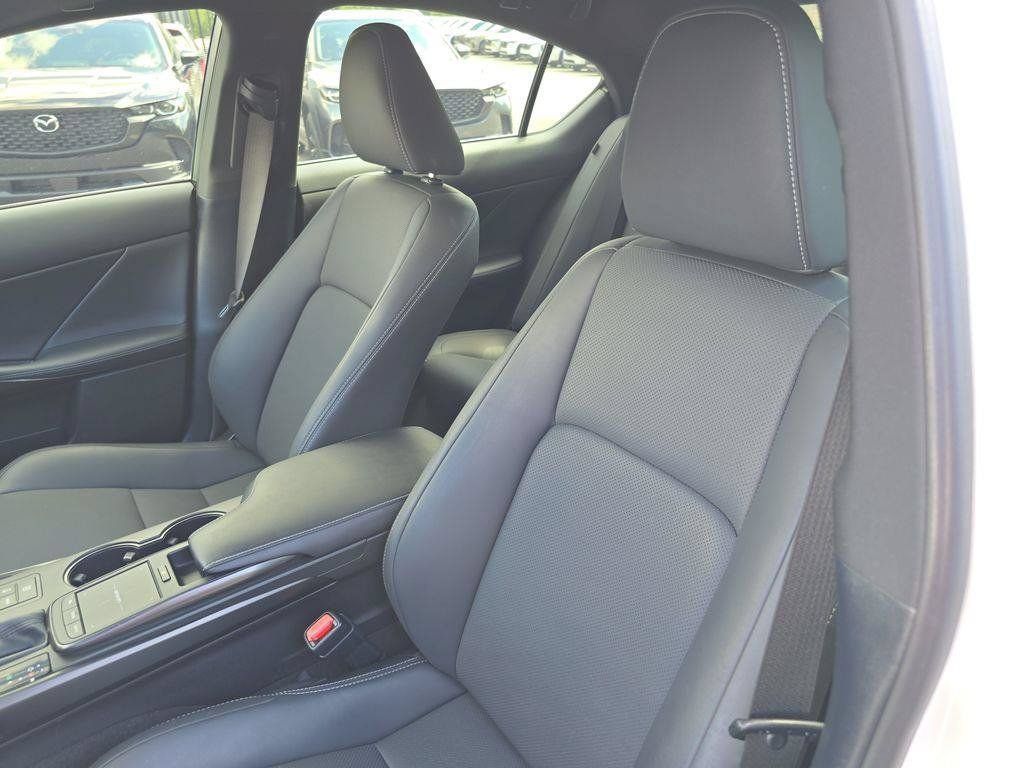 Used 2021 Lexus IS 300 w/ Accessory Package 2 RWD image 20