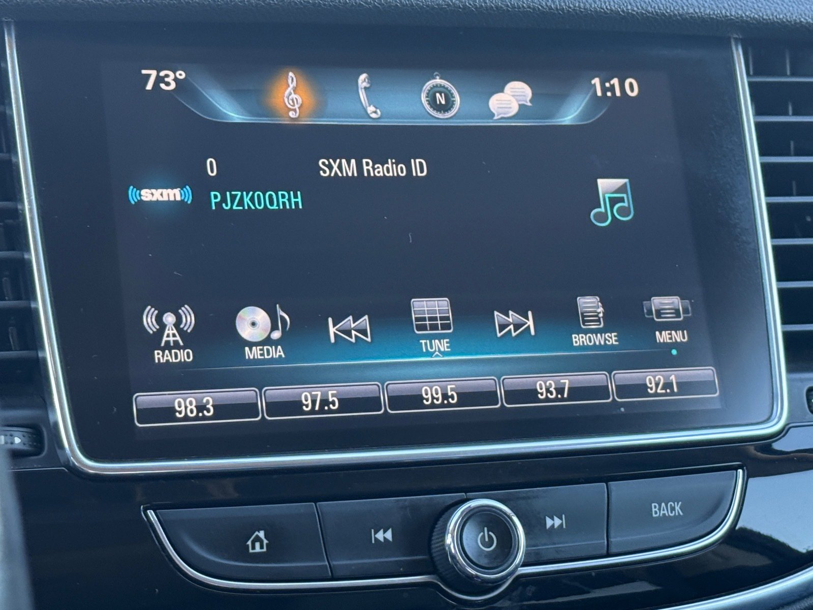 Used 2019 Buick Encore Essence image 24
