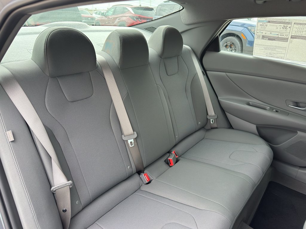 New 2026 Hyundai Elantra SE FWD image 29