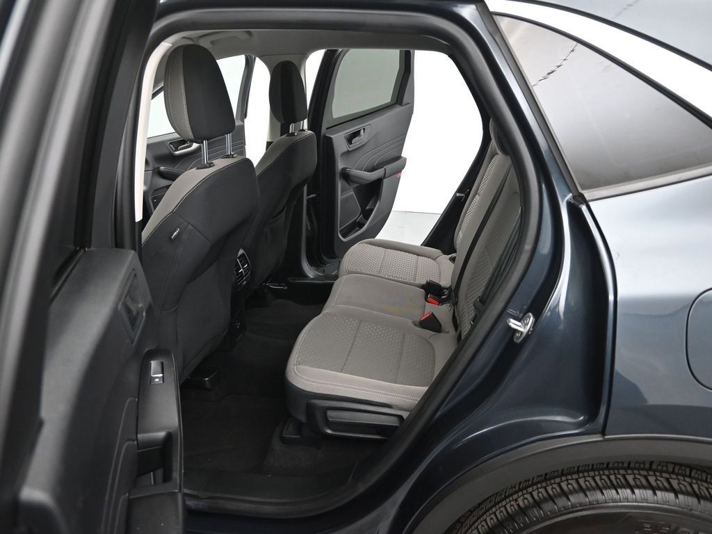 Certified 2022 Ford Escape SE w/ Cold Weather Package AWD/4WD image 19