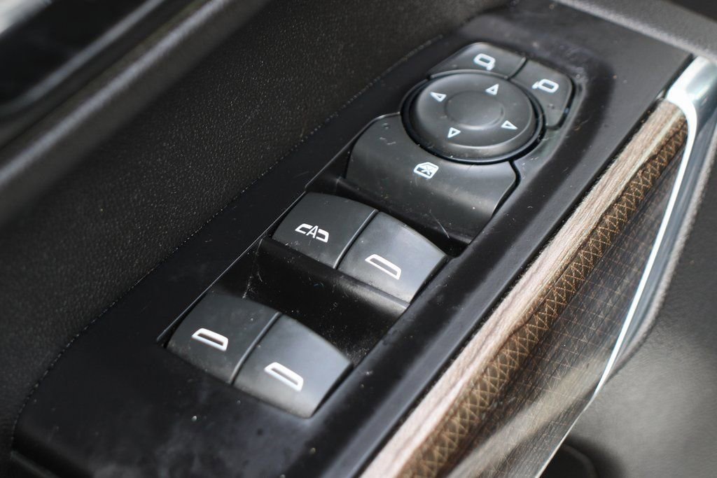 Used 2020 Chevrolet Silverado 1500 LT w/ Texas Edition image 15