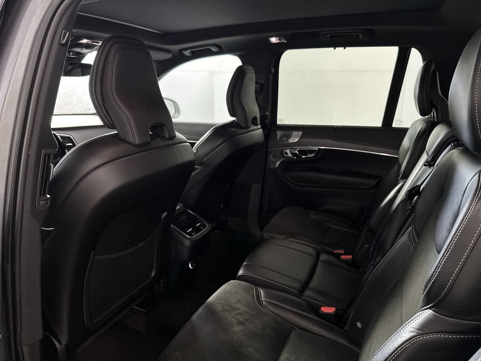 Used 2019 Volvo XC90 T6 R-Design w/ Advanced Package AWD/4WD image 24