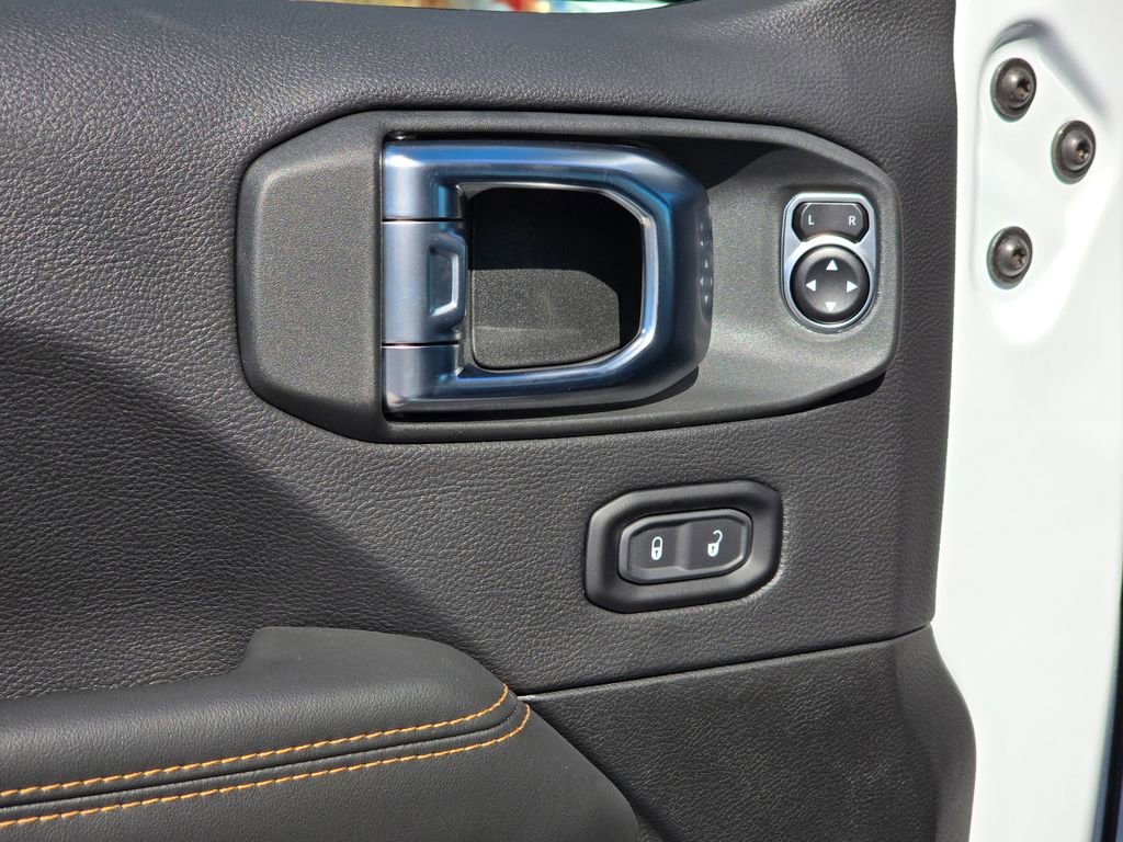 New 2026 Jeep Wrangler Sahara image 34