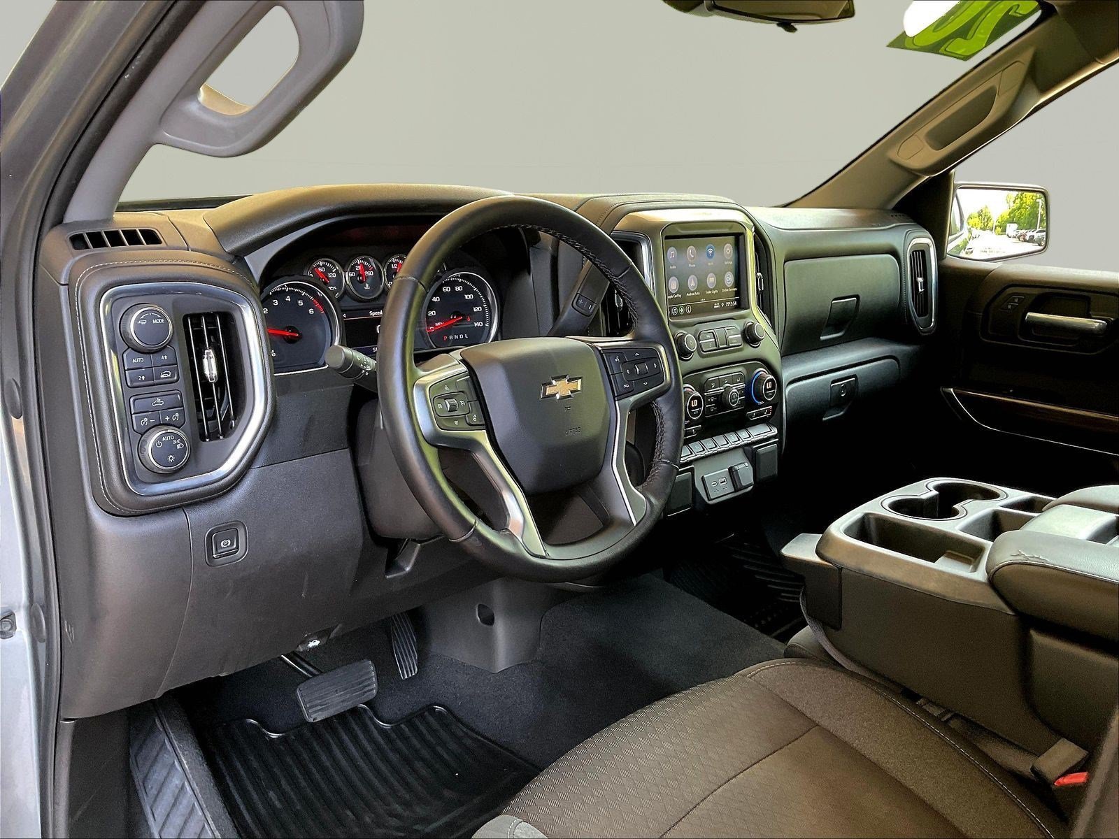 Used 2020 Chevrolet Silverado 1500 LT w/ All-Star Edition AWD/4WD image 17