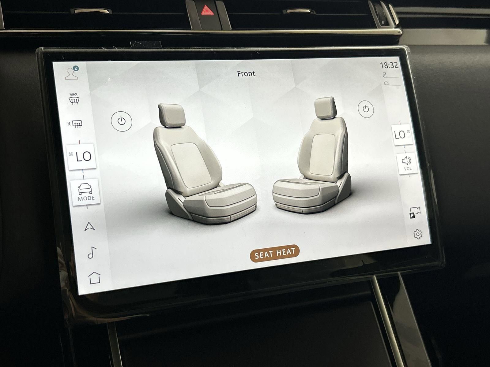 Certified 2026 Land Rover Range Rover Velar Dynamic SE image 20