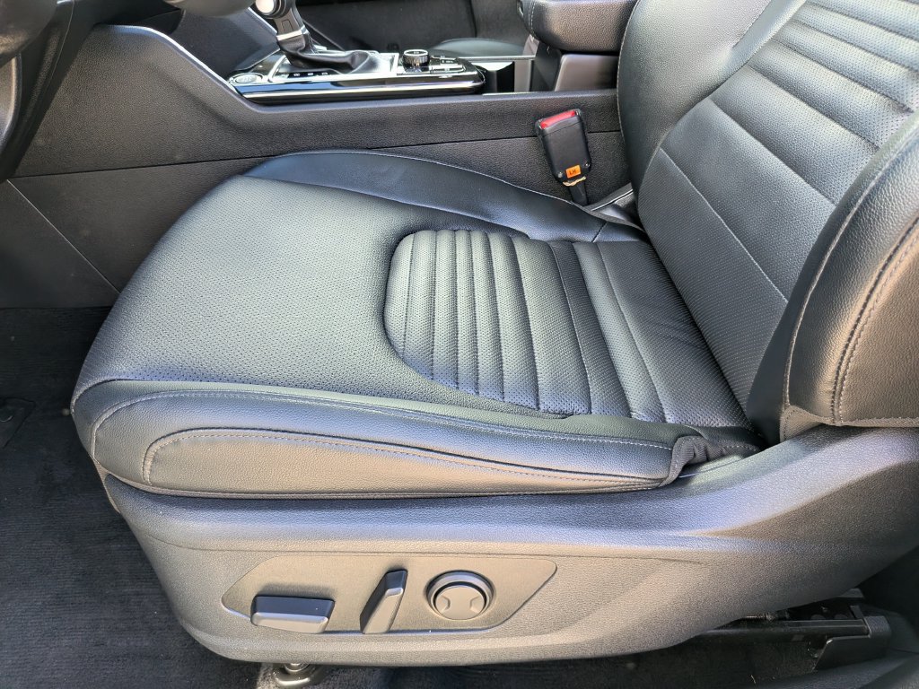 Certified 2024 Kia Sportage SX FWD image 23