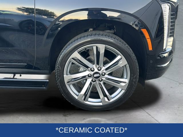 Certified 2025 Cadillac Escalade ESV Premium Luxury w/ LPO, Floor Liner Package AWD/4WD image 27