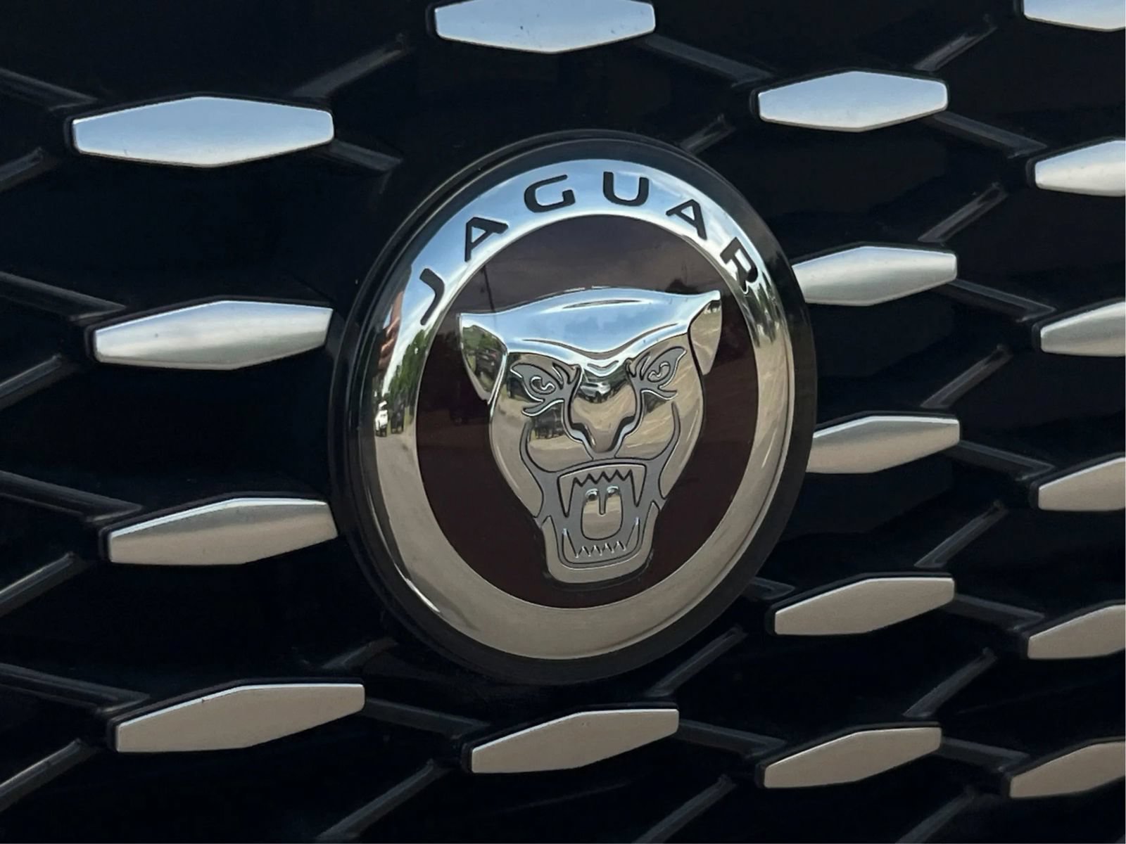 Used 2022 Jaguar E-PACE SE AWD/4WD image 36
