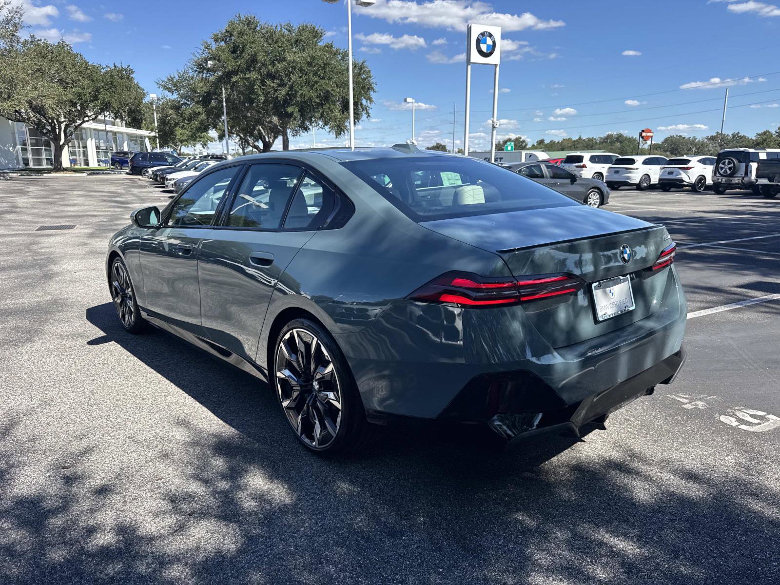 Certified 2025 BMW 530i w/ M Sport Package image 6