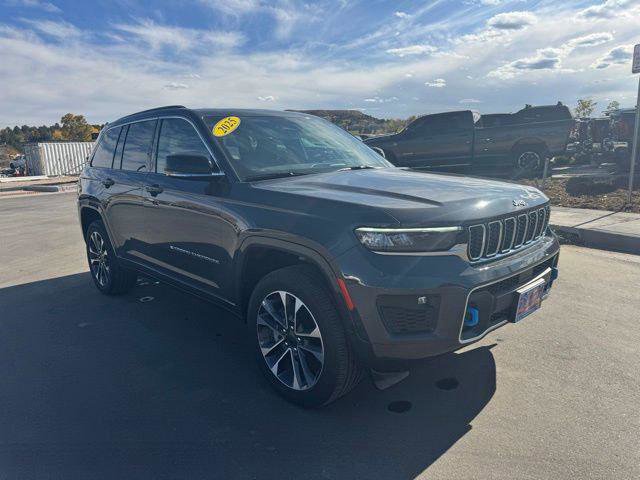Certified 2025 Jeep Grand Cherokee Overland AWD/4WD image 8