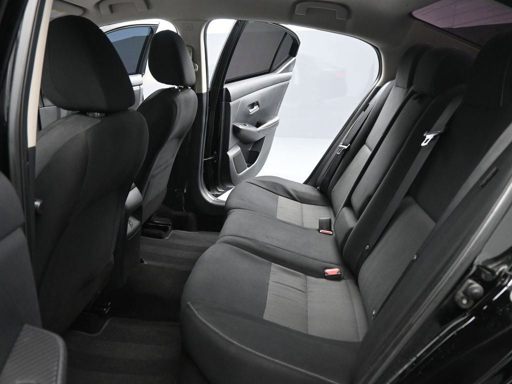 Used 2020 Nissan Sentra SV image 14