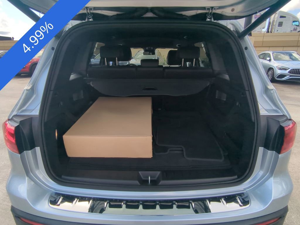 Used 2024 Mercedes-Benz EQB 300 4MATIC image 26
