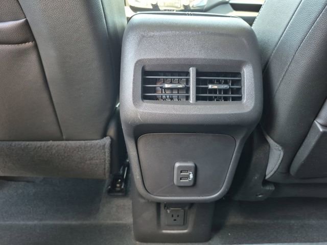 Used 2024 GMC Terrain SLT AWD/4WD image 29