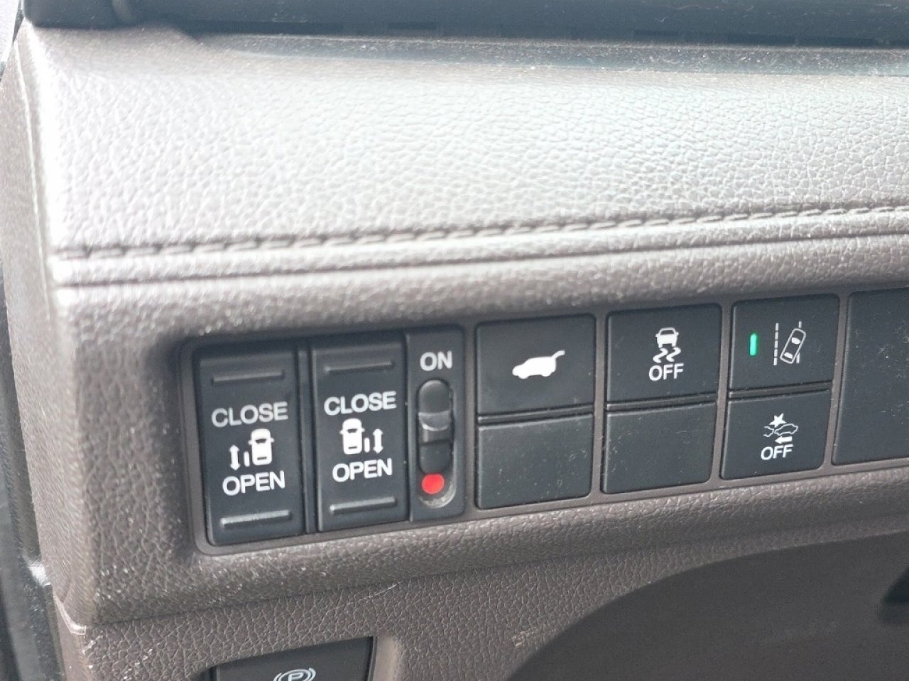 Used 2018 Honda Odyssey EX-L image 29