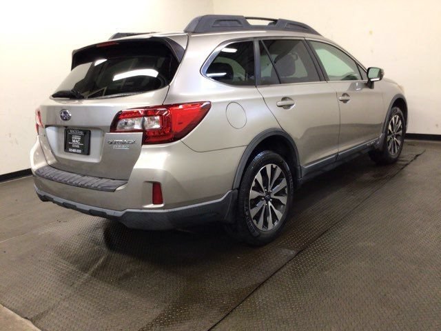 Used 2015 Subaru Outback 2.5i Limited AWD/4WD image 6