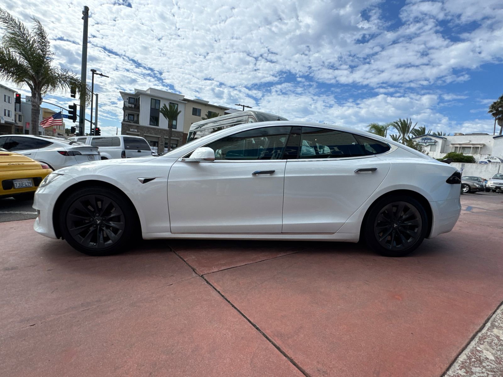 Used 2018 Tesla Model S 75D image 5