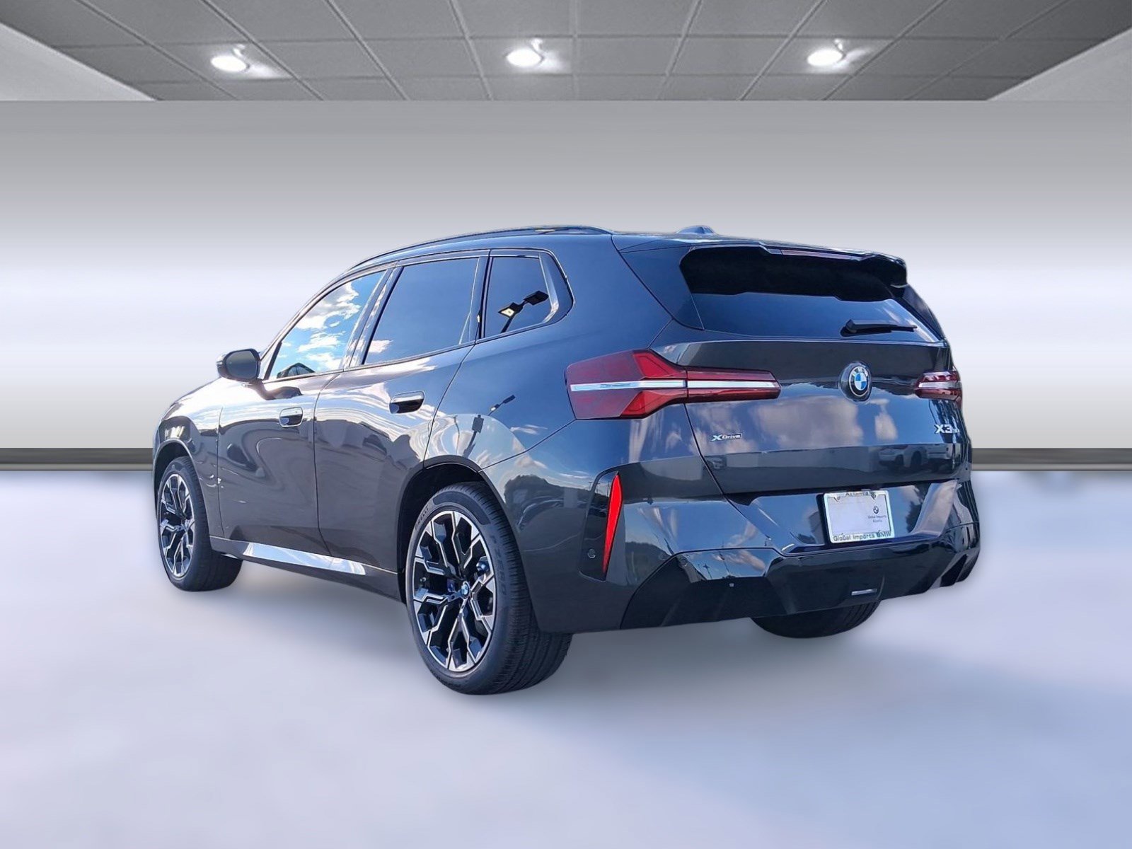 Used 2026 BMW X3 xDrive30 w/ M Sport Package image 3