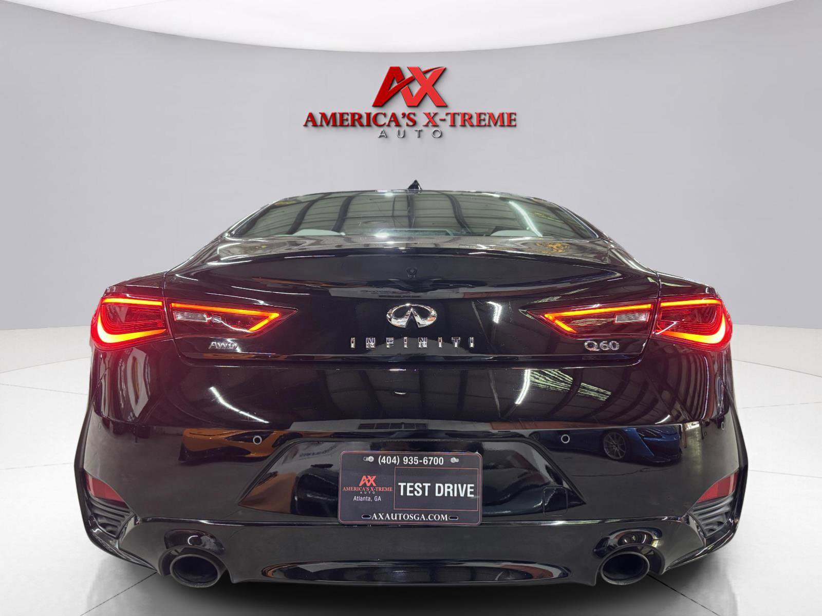 Used 2017 INFINITI Q60 3.0t w/ Premium Plus Package 3.0T AWD/4WD image 5