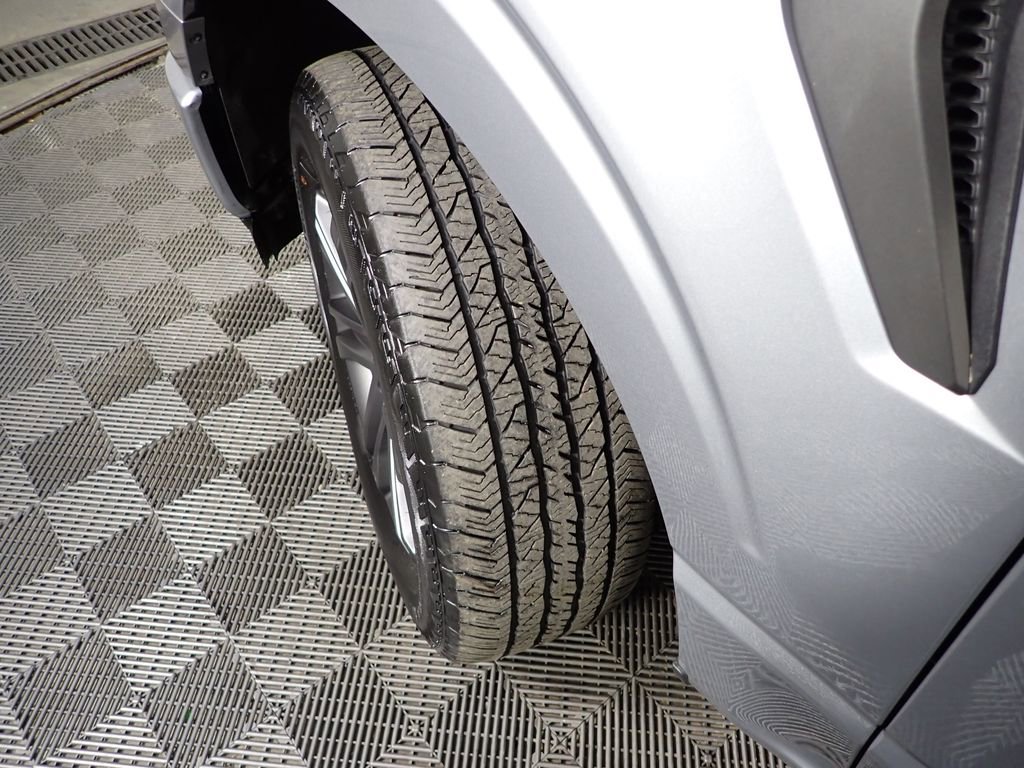 Used 2023 Ford F150 Lariat w/ Equipment Group 502A High image 46