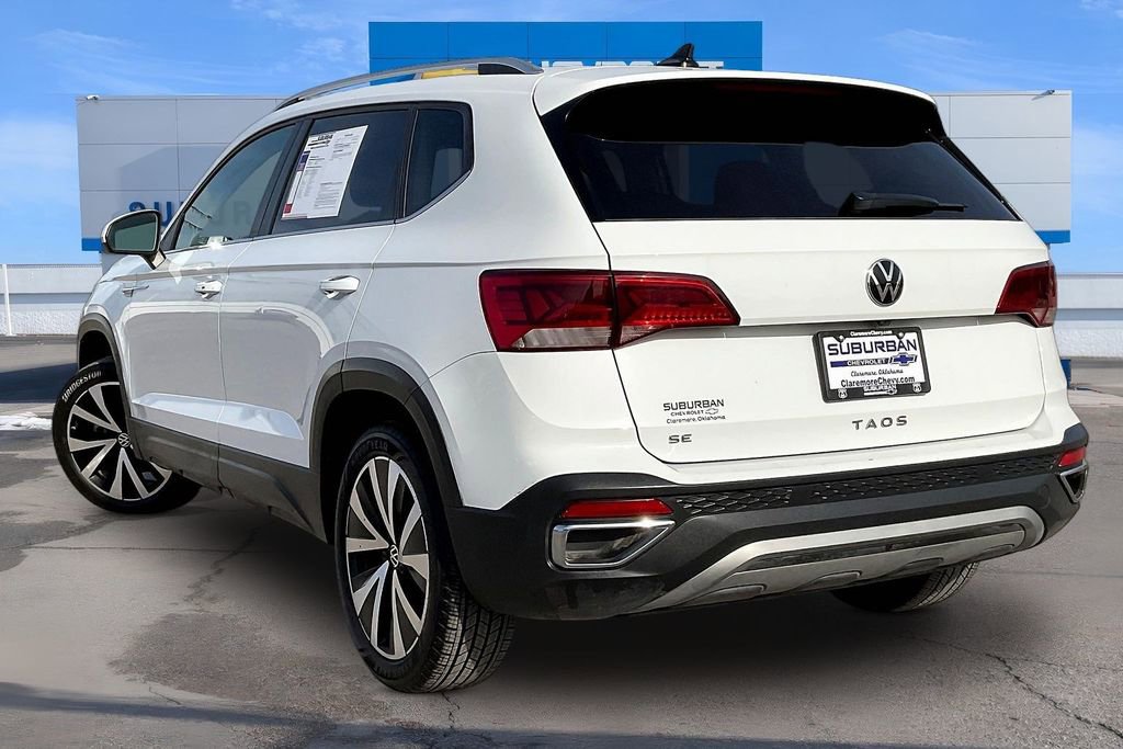 Used 2024 Volkswagen Taos SE image 12