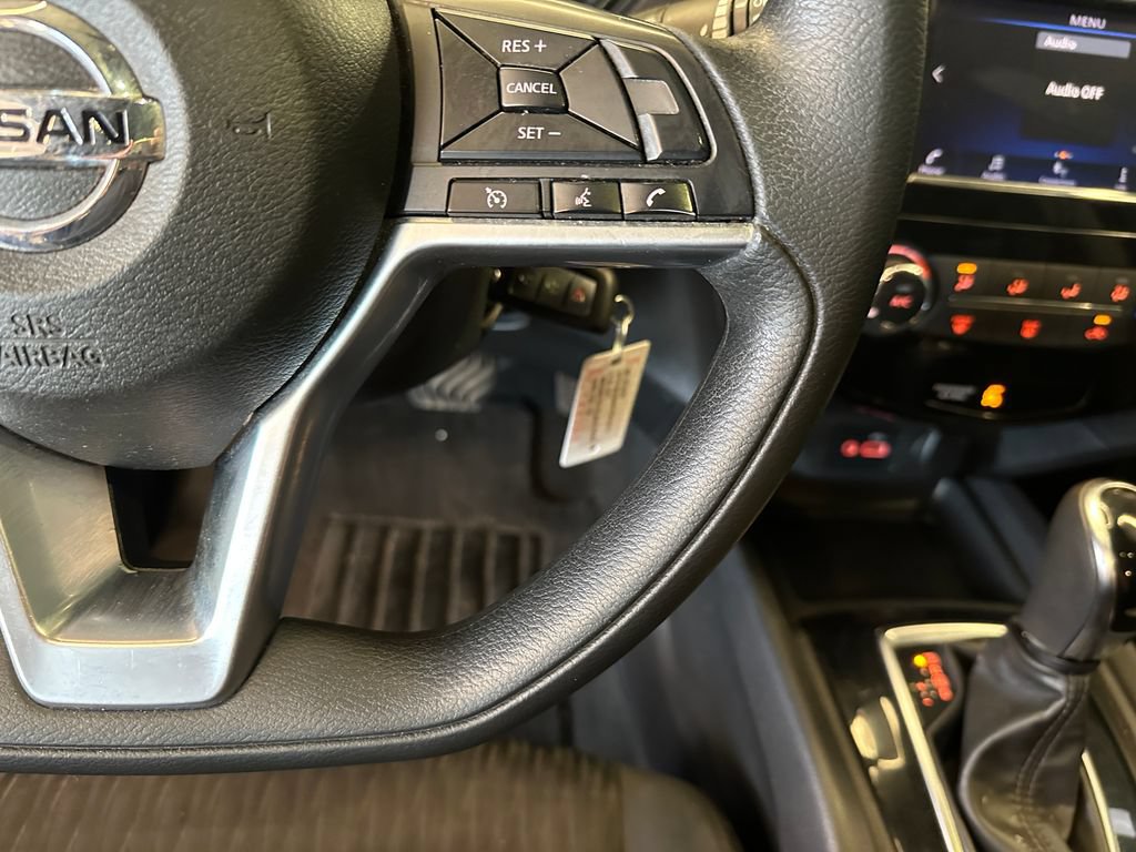 Used 2019 Nissan Rogue S FWD image 12