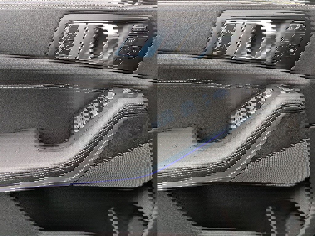 New 2025 BMW X7 xDrive40i w/ Premium Package image 10