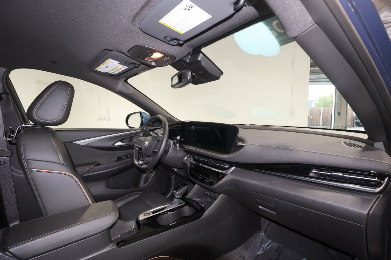 Used 2026 Buick Envista Avenir FWD image 27