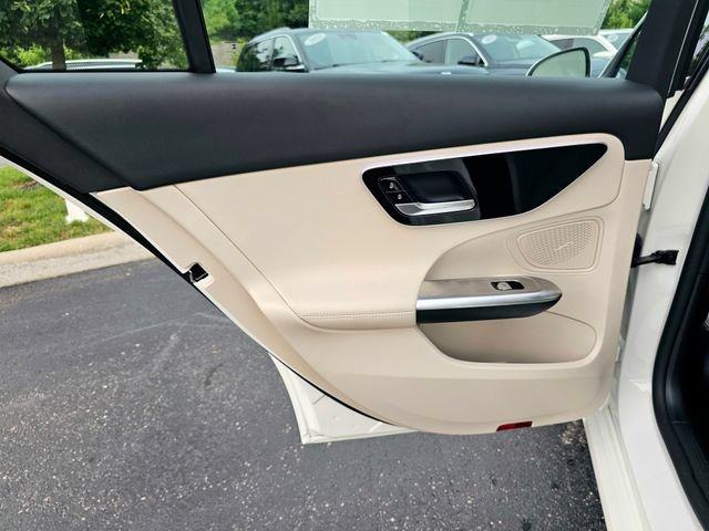 Used 2024 Mercedes-Benz C 300 4MATIC Sedan image 28