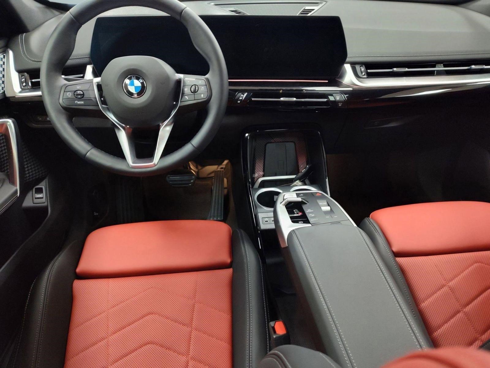 Used 2025 BMW X1 xDrive28i w/ Convenience Package image 4