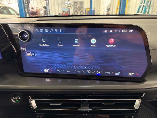 New 2027 Chevrolet Traverse LT w/ Midnight/Sport Edition AWD/4WD image 25