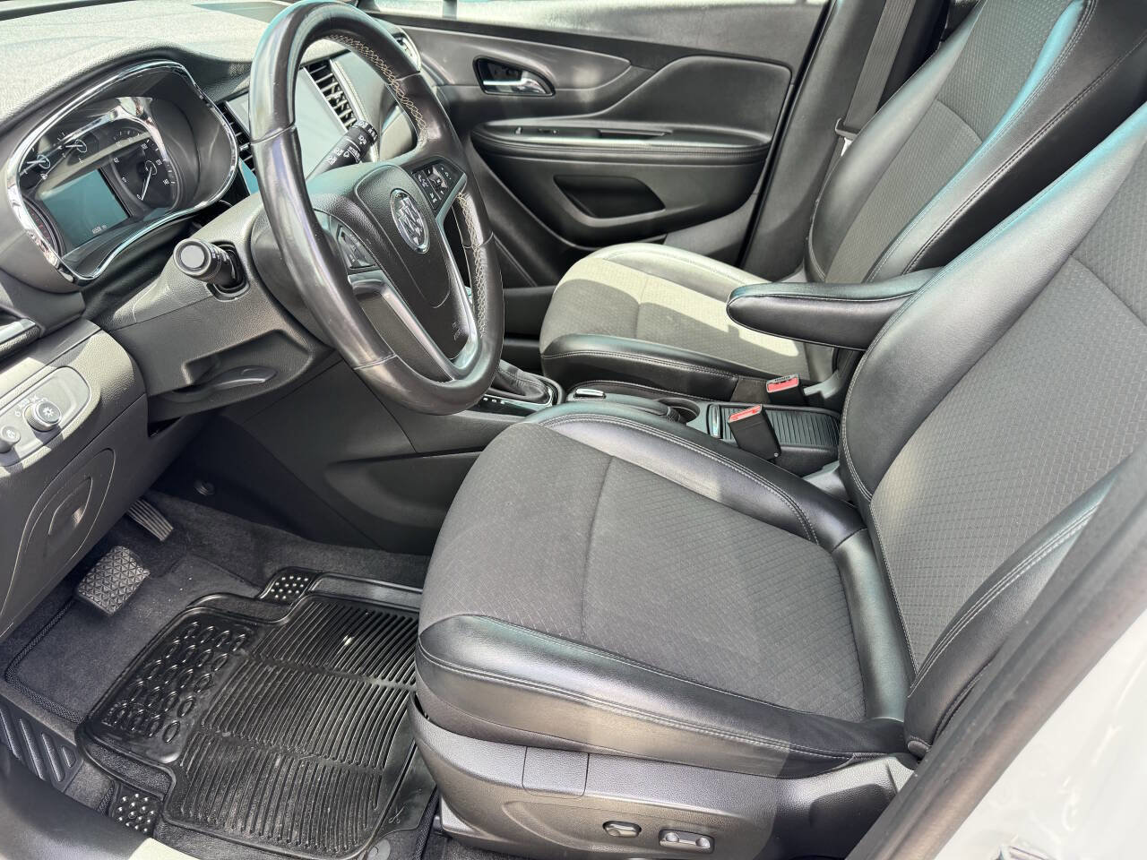 Used 2019 Buick Encore Preferred w/ Safety Package image 8