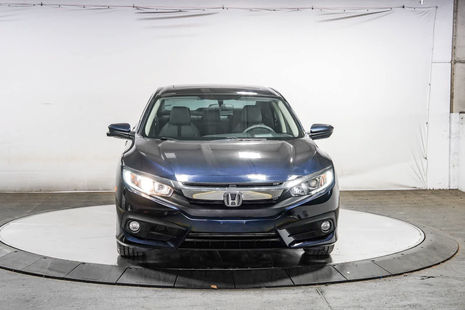 Used 2017 Honda Civic EX-T image 6