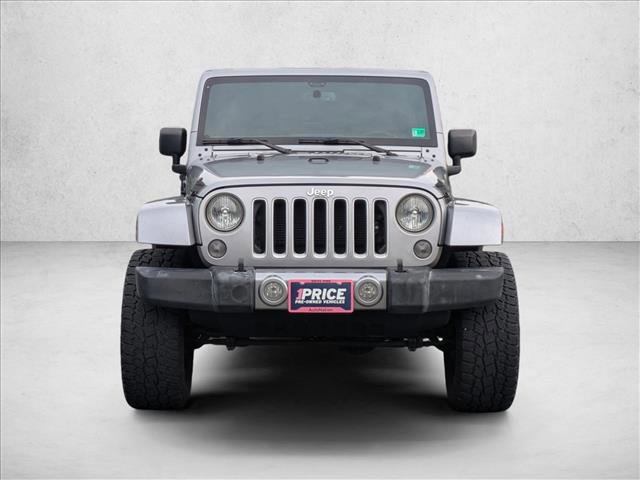 Used 2016 Jeep Wrangler Unlimited Sahara image 2