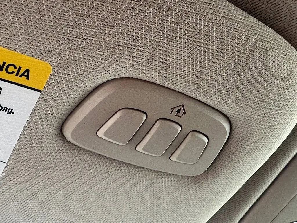 Used 2022 Lincoln Aviator Reserve w/ Equipment Group 201A image 27