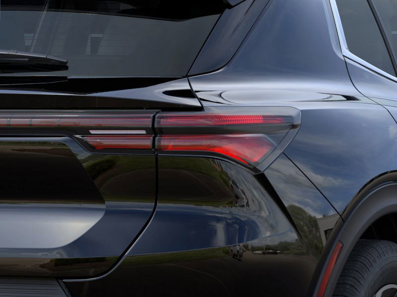 New 2026 Chevrolet Equinox EV LT AWD/4WD image 13