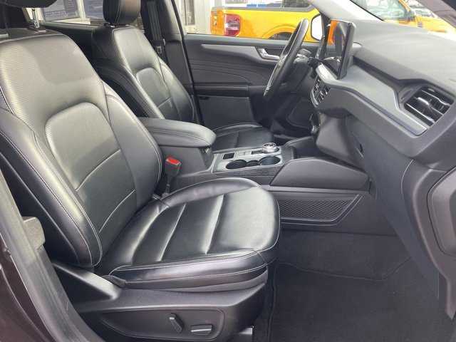 Used 2023 Ford Escape Platinum image 15