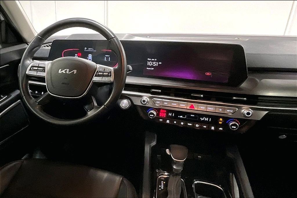 Used 2024 Kia Telluride LX image 7